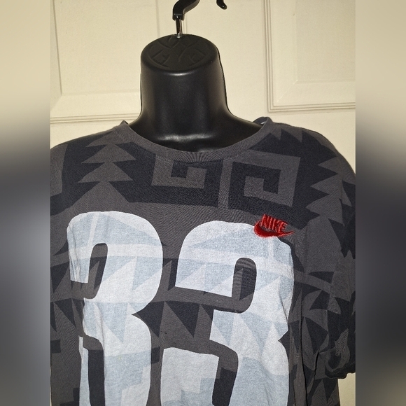 Nike number 33 T-shirt XL - Picture 2 of 5